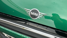 MINI Hatchback 1.5 Cooper Classic 3dr Auto Petrol Hatchback